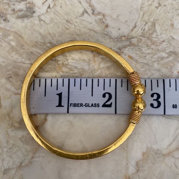 18K Gold Solid Bangle Bracelet 23.43gm - Picture 7 of 9